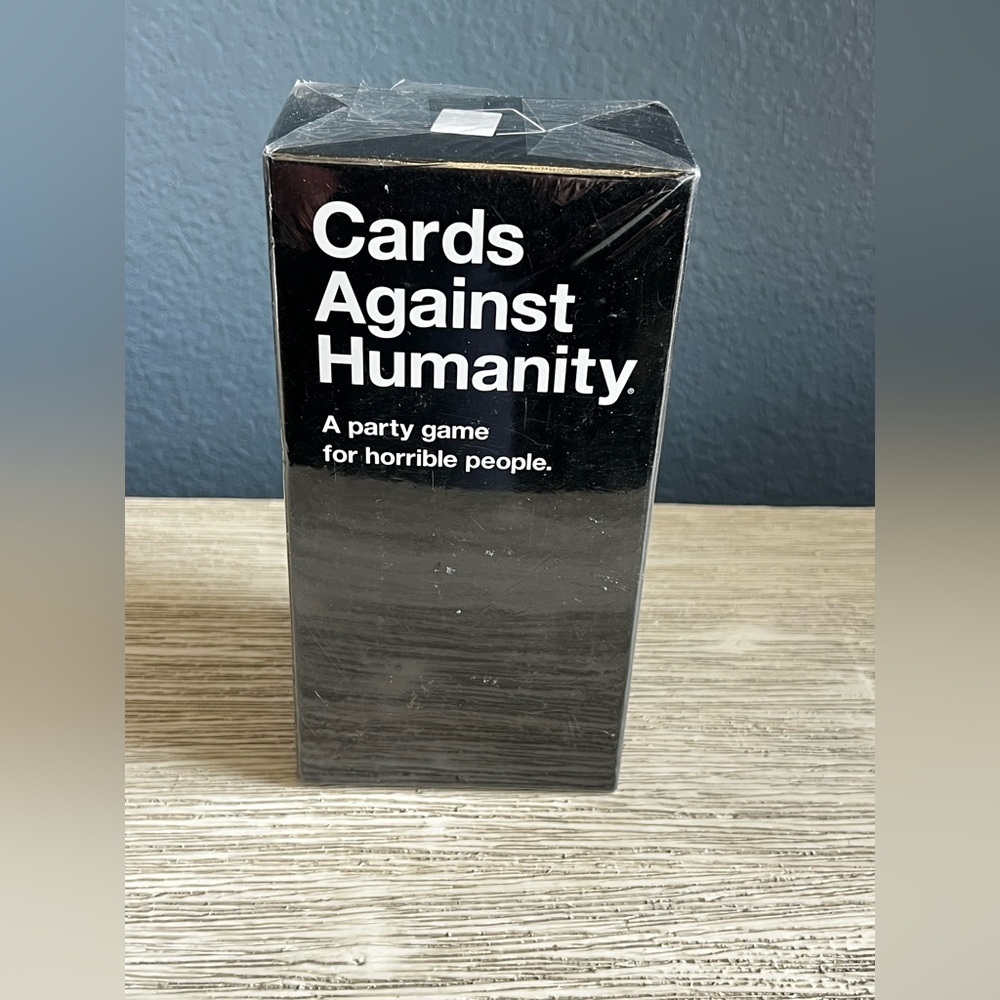 🆕 Cards Against Humanity Game